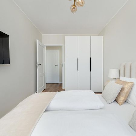 Piekny Apartament Wichrowa - 2 Sypialnie Free Garage Wroclaw By Noclegi Renters Eksteriør bilde