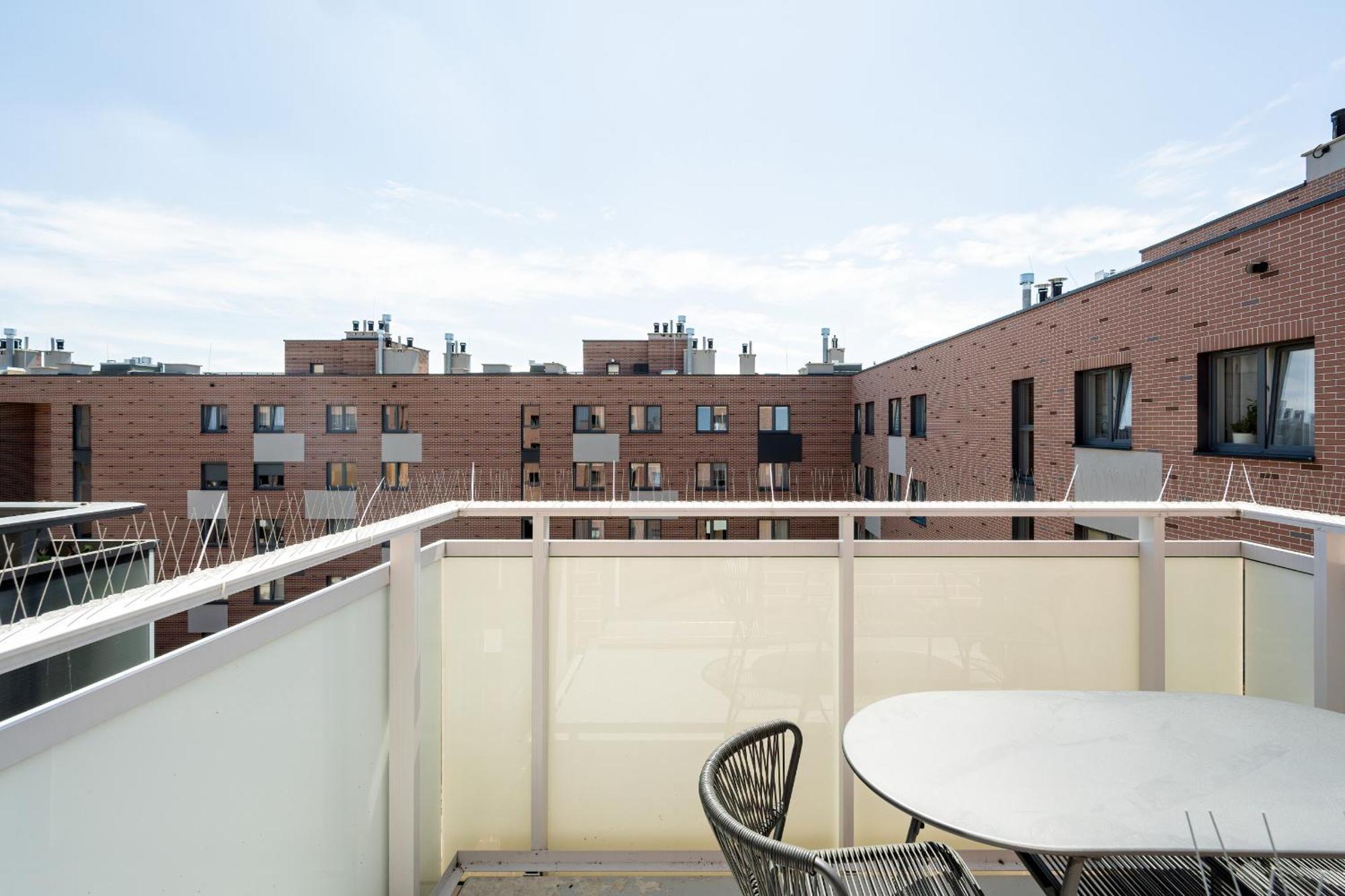 Piekny Apartament Wichrowa - 2 Sypialnie Free Garage Wroclaw By Noclegi Renters Eksteriør bilde