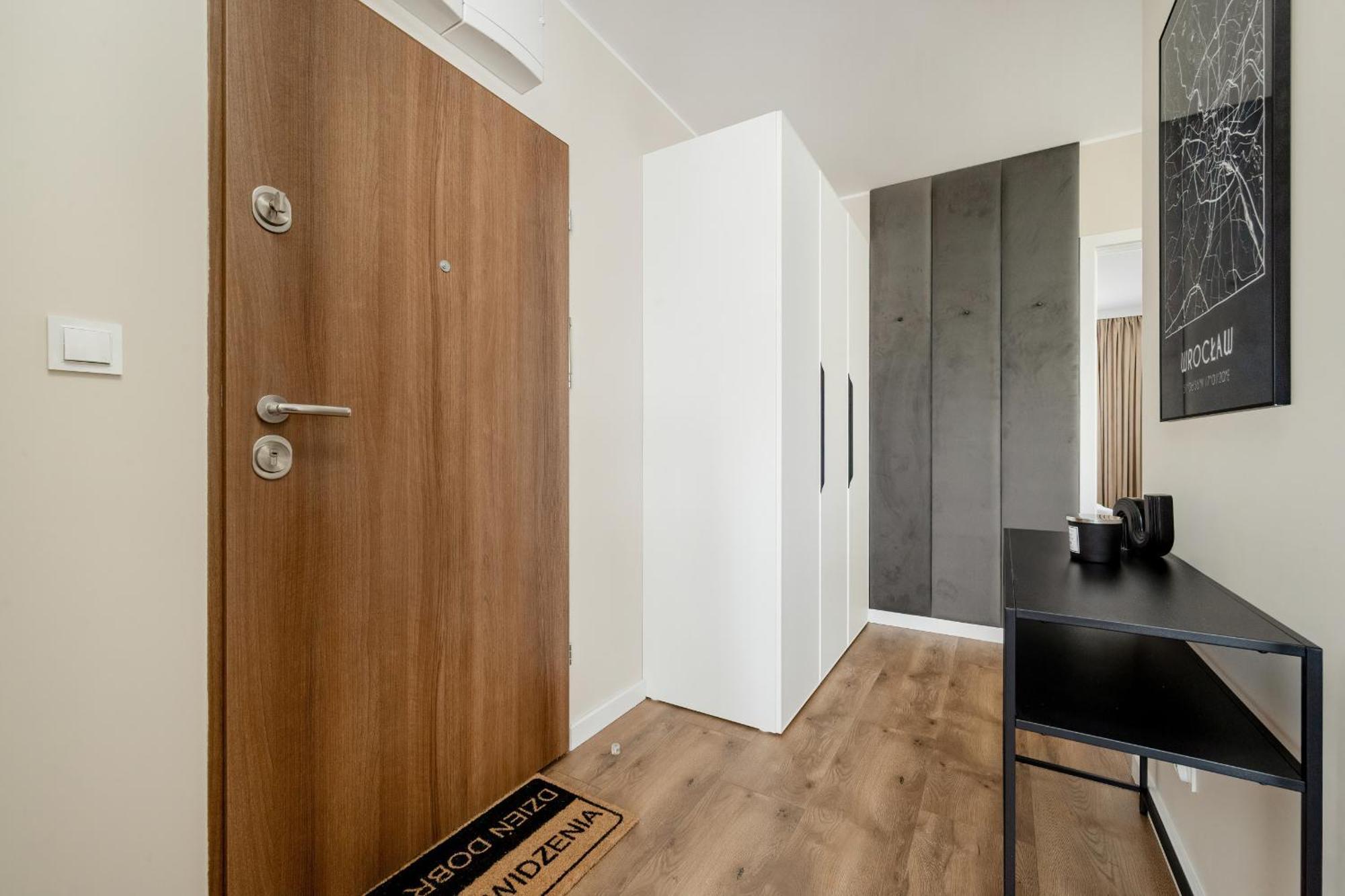 Piekny Apartament Wichrowa - 2 Sypialnie Free Garage Wroclaw By Noclegi Renters Eksteriør bilde