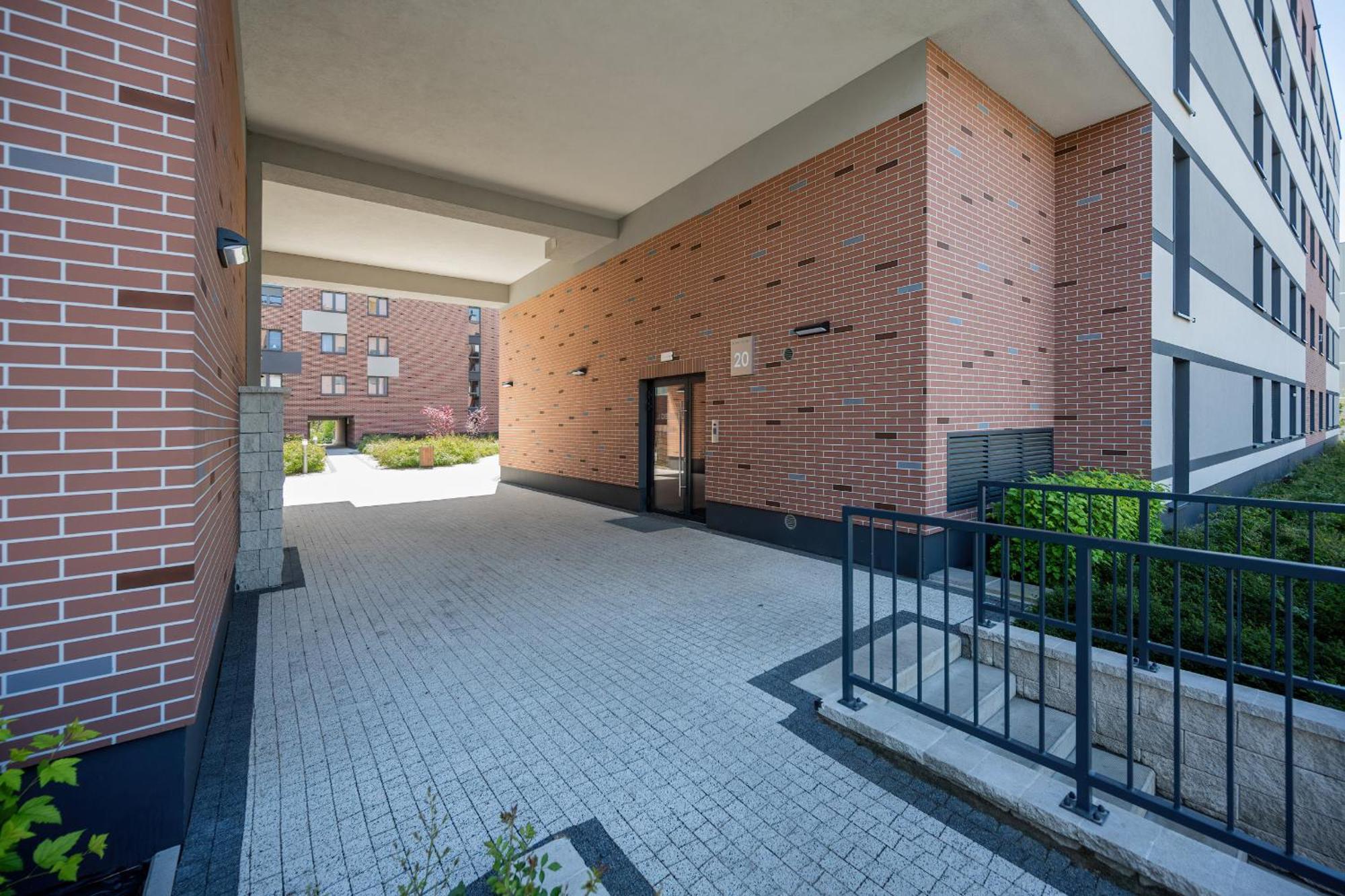 Piekny Apartament Wichrowa - 2 Sypialnie Free Garage Wroclaw By Noclegi Renters Eksteriør bilde